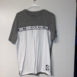 Mens white and gray t-shirt